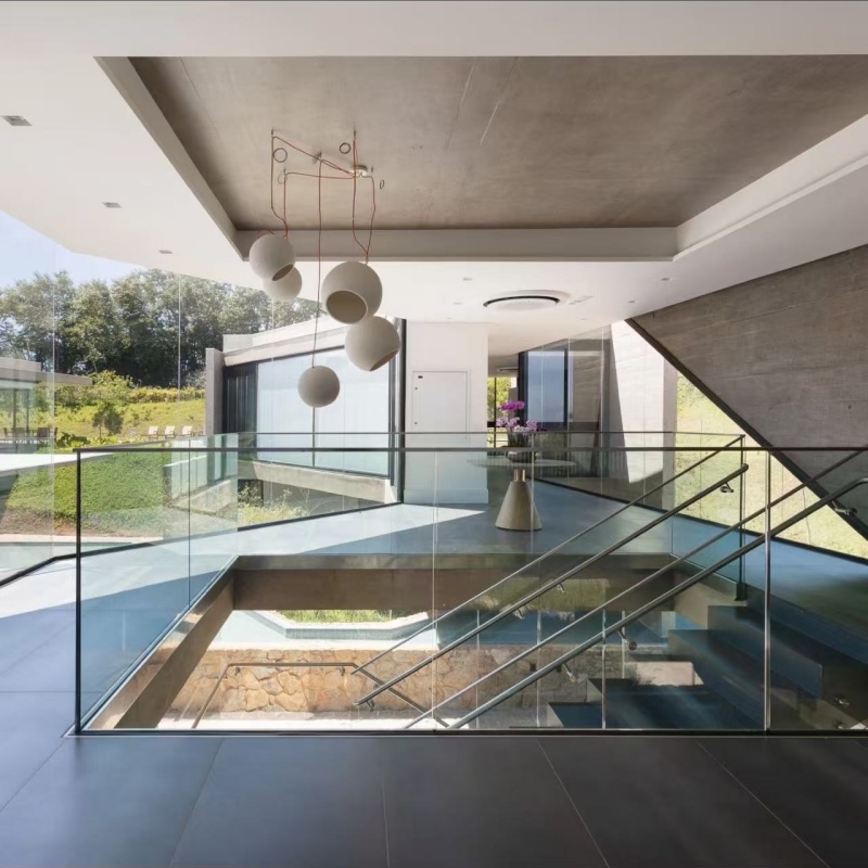 Frameless Aluminium Glass U Channel Railing System Stainless Steel Post Glass For Glass Balcony